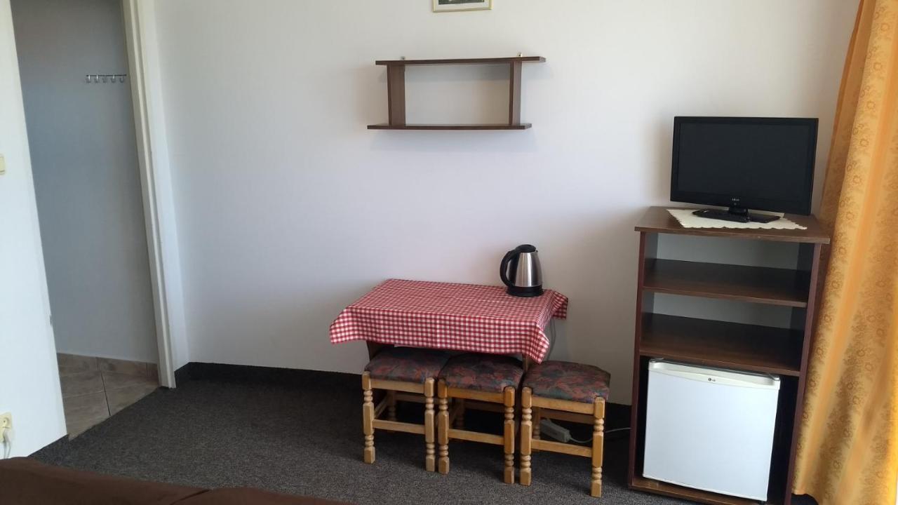 Klif Pokoje Goscinne W Centrum Blisko Morza Ustronie Morskie Esterno foto